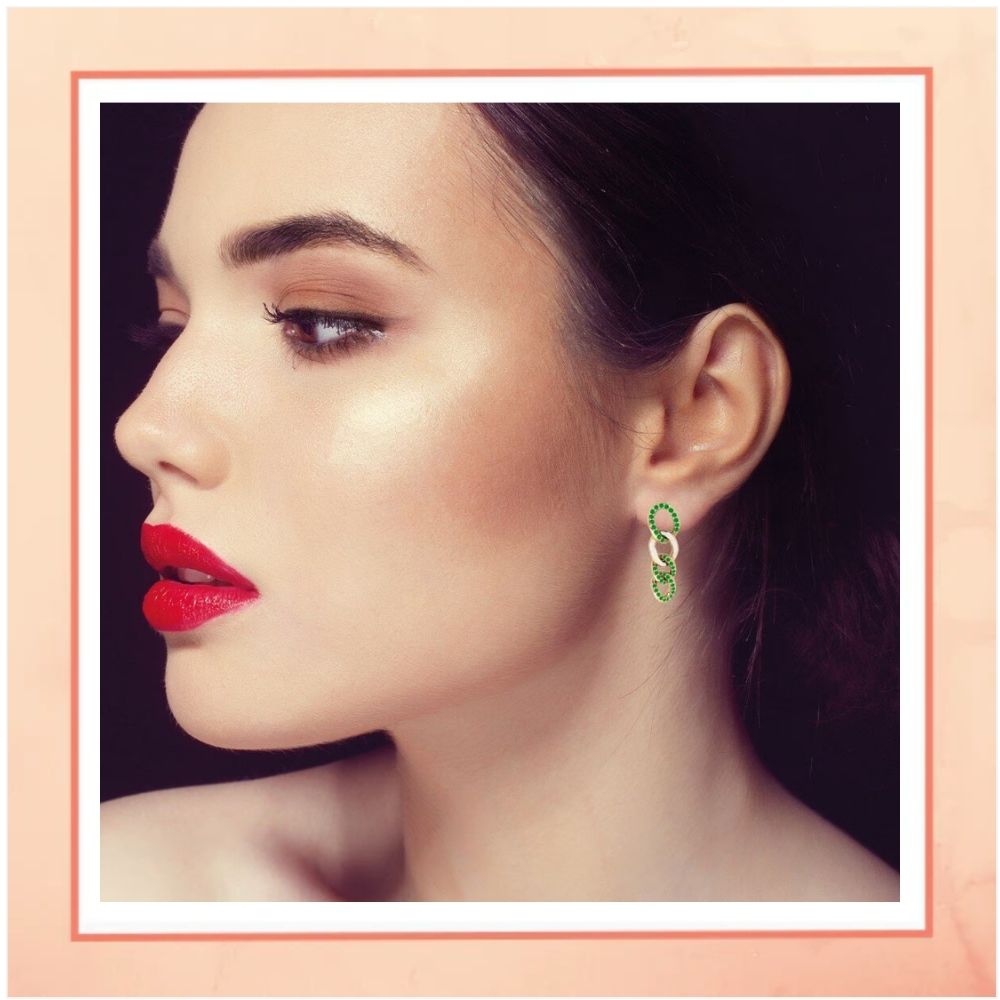 Green Link Earrings