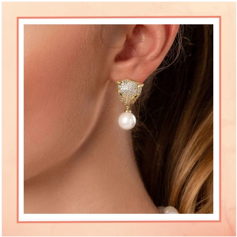 A Pearl & a Tiger Earrings
