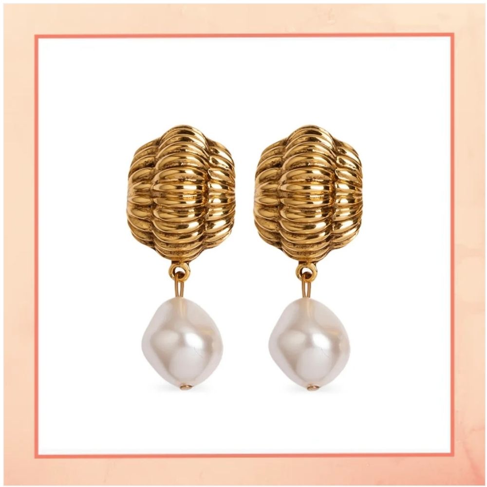 The Perfect Gold  Earrings with Pearl Drops