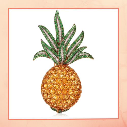 A very yellow pineapple Pendant