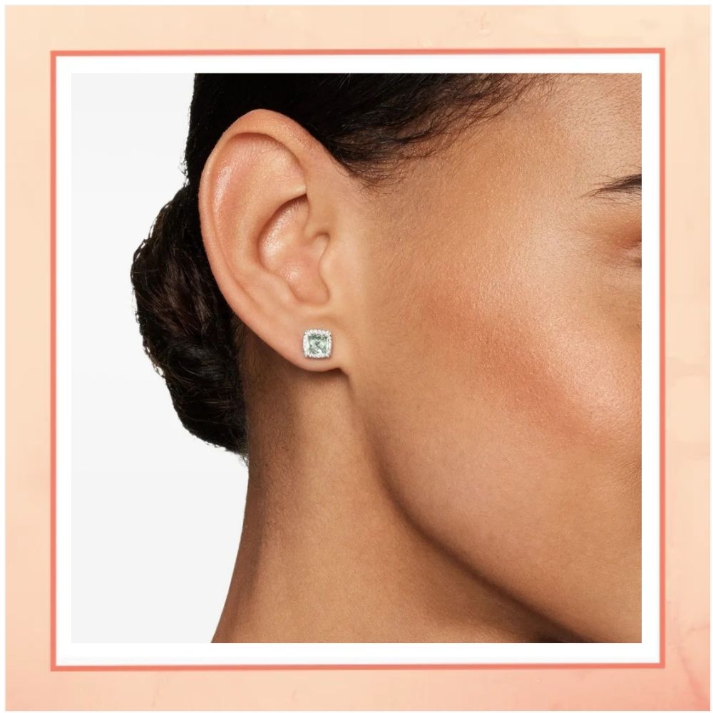 Tiny Peridot Top Earrings